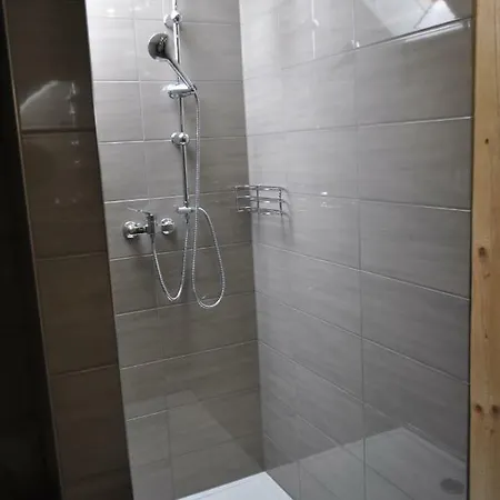 Nad Jeziorem Apartmán Wilkasy (Gizycko)