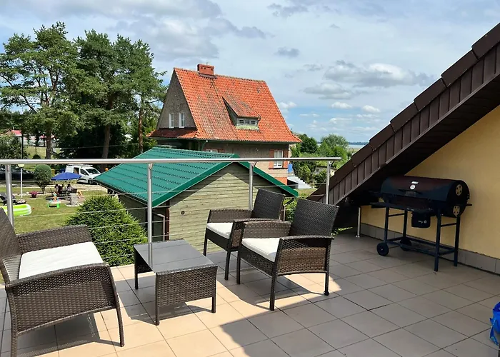 Nad Jeziorem Apartmán *